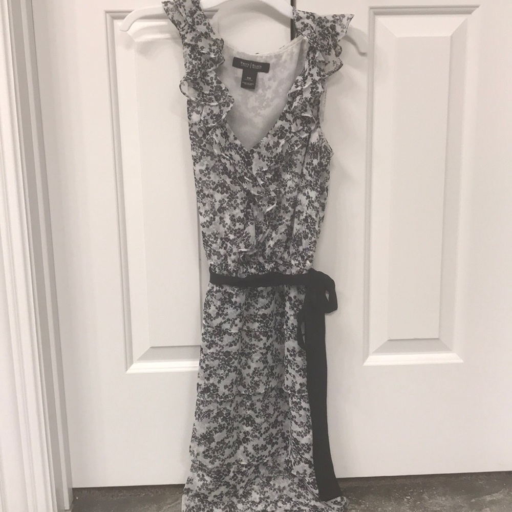 [Send Offers] White House Black Market Dress 💃🏻